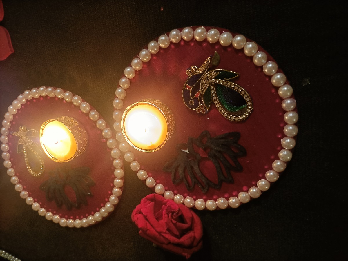 Elegant Pearl & Peacock Decorative Candle Holder Set (Pair) - C2